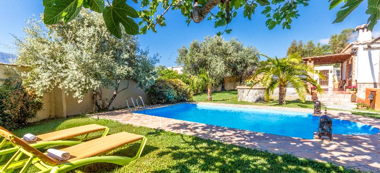 Best budget villas in Granada