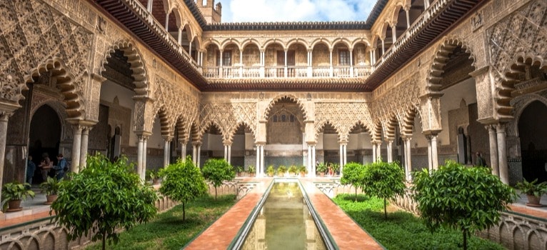 El Real Alcázar de Sevilla – Patio de las Doncellas