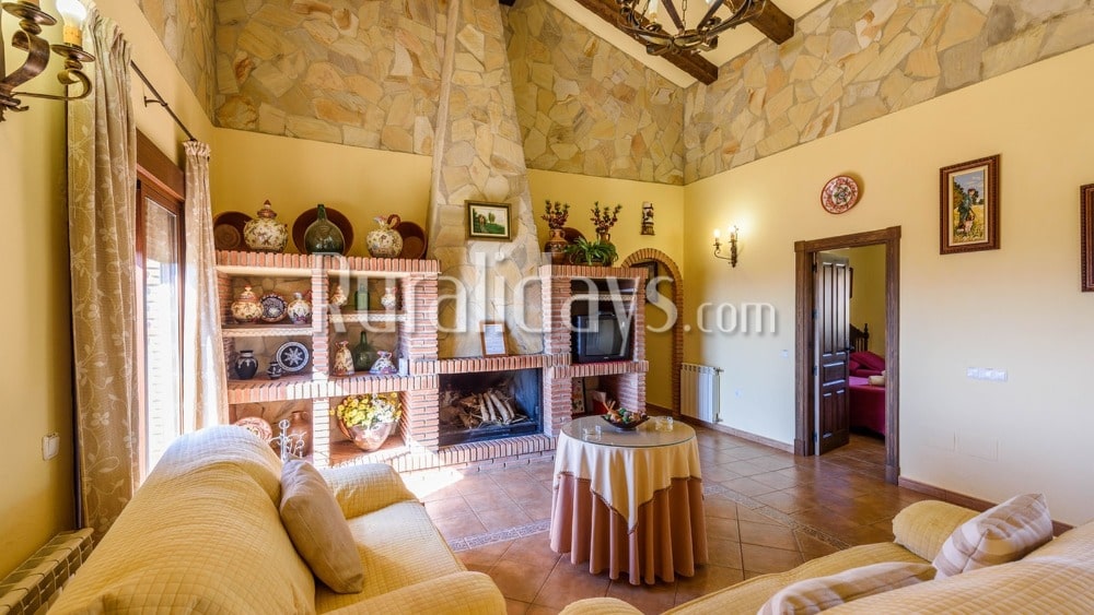 Amplia casa rural, ideal para familias en Casabermeja - MAL2531