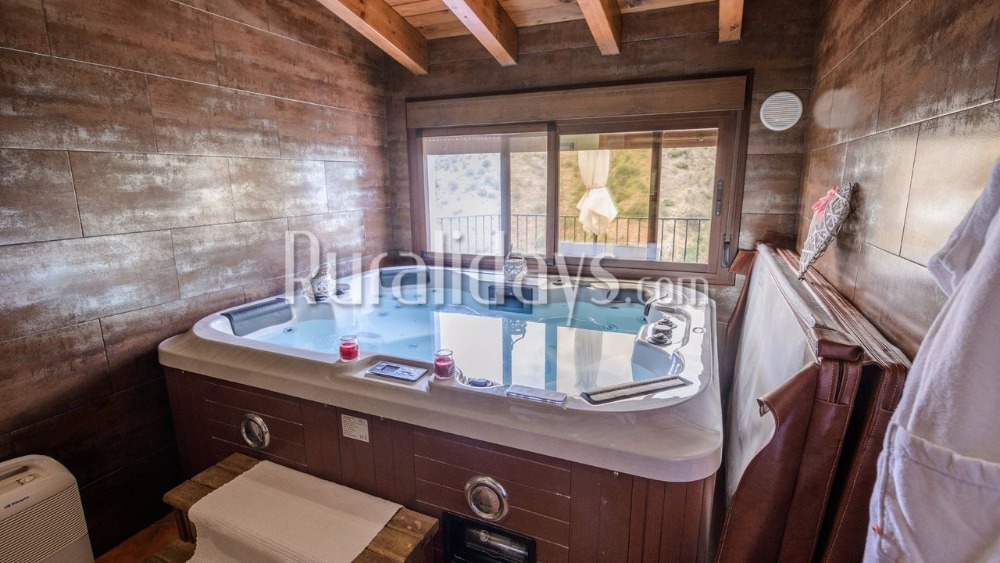 Vakantiehuis met Jacuzzi (Laroya, Almeria)