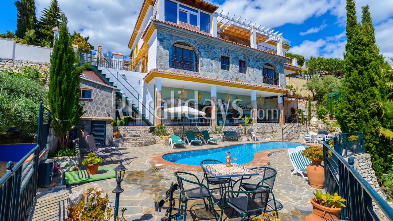 Casa rural para grupos en Cómpeta - MAL1204