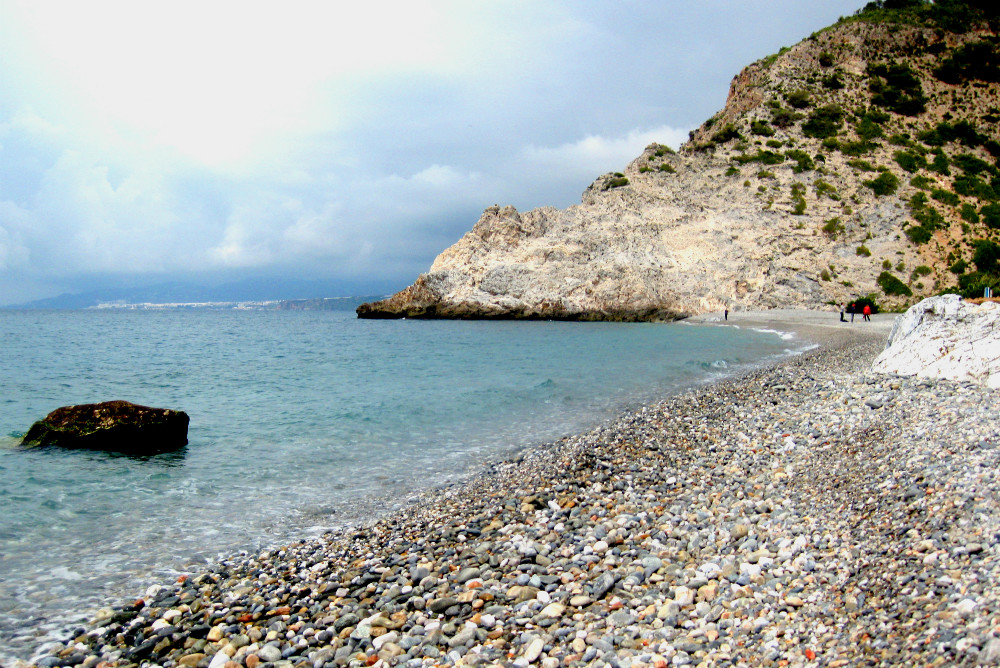 Cantarriján beach