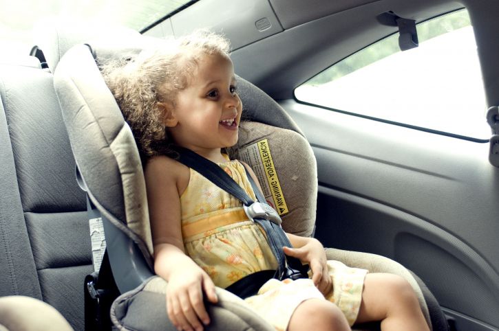 Voyager avec des enfants en voiture