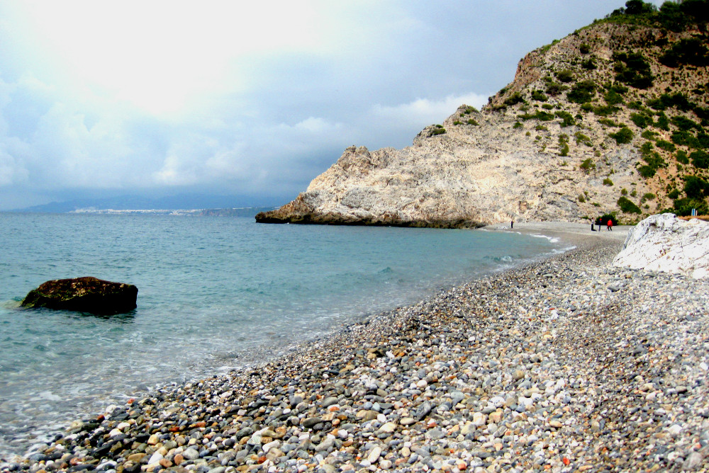 Der Strand von Cantarriján