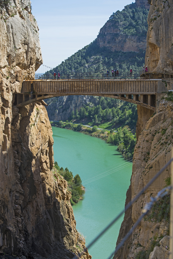 Die eindrucksvollste Brücke des Desafiladero de los Gaitanes