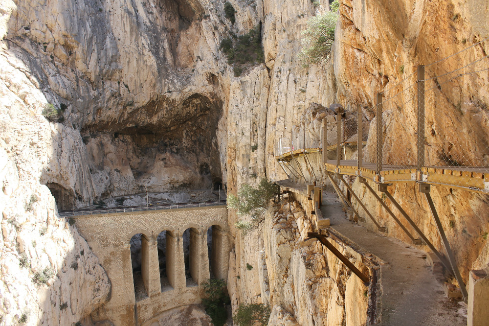 Oude en nieuwe Caminito del Rey voetpad