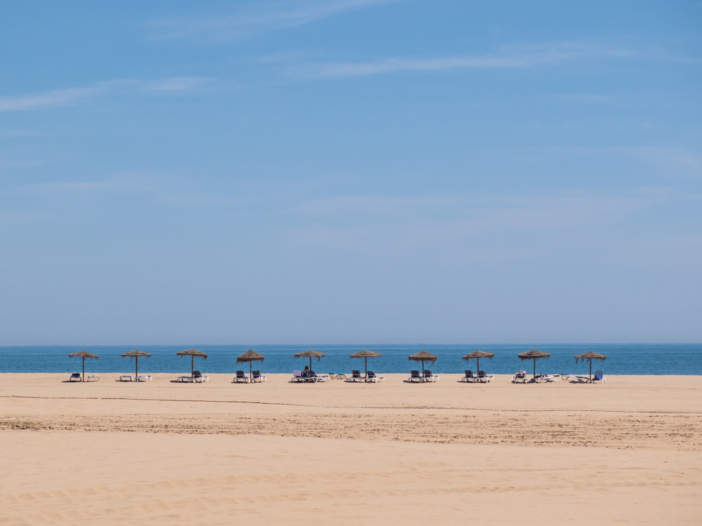 Nehmen Sie ein Sonnenbad an den schönsten Stränden an der Costa de la Luz