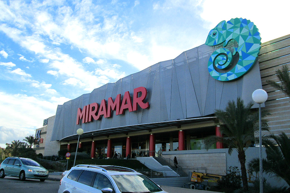 Shopping Centre Miramar in Fuengirola (Malaga)
