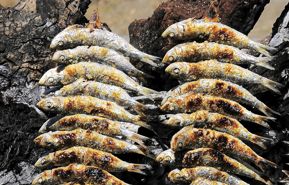Espetos de sardinas en la Costa del Sol