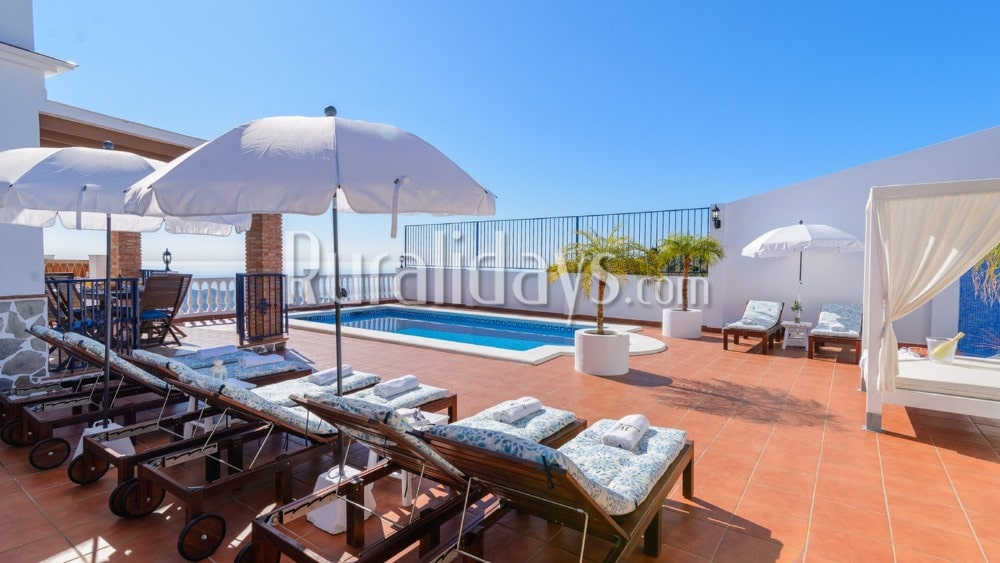 Moderne Villa mit privatem Pool in Torrox - MAL1278