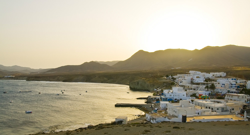 Dorp La Isleta in het Cabo de Gata Natuurpark