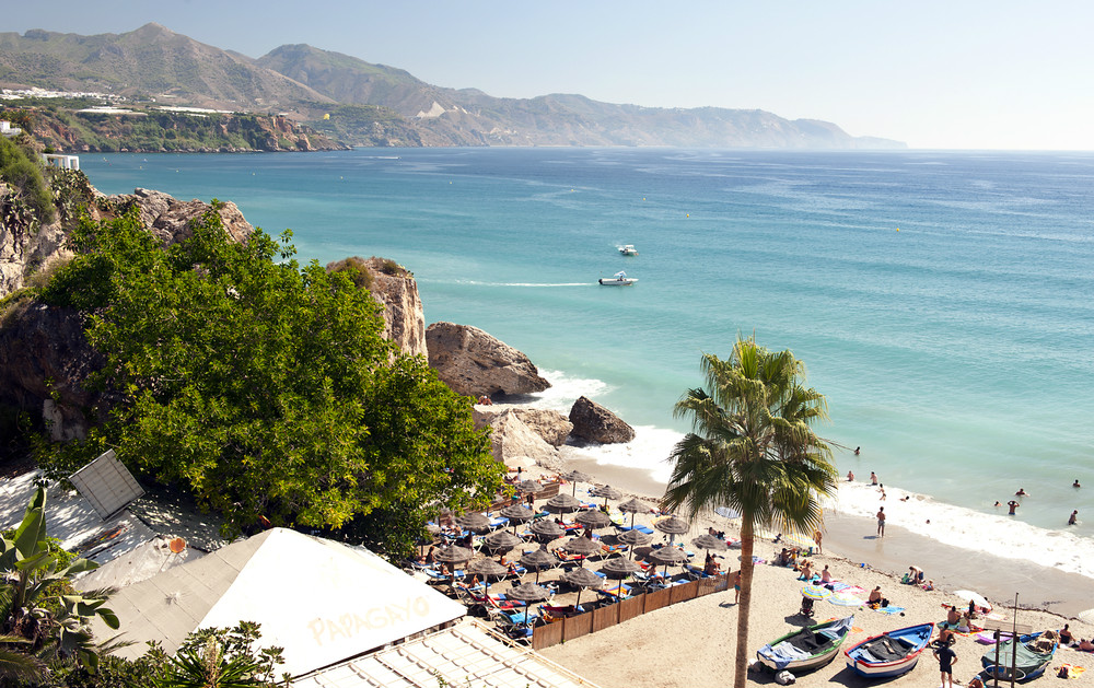 Que faire en Andalousie - Plage de Nerja, Andalousie