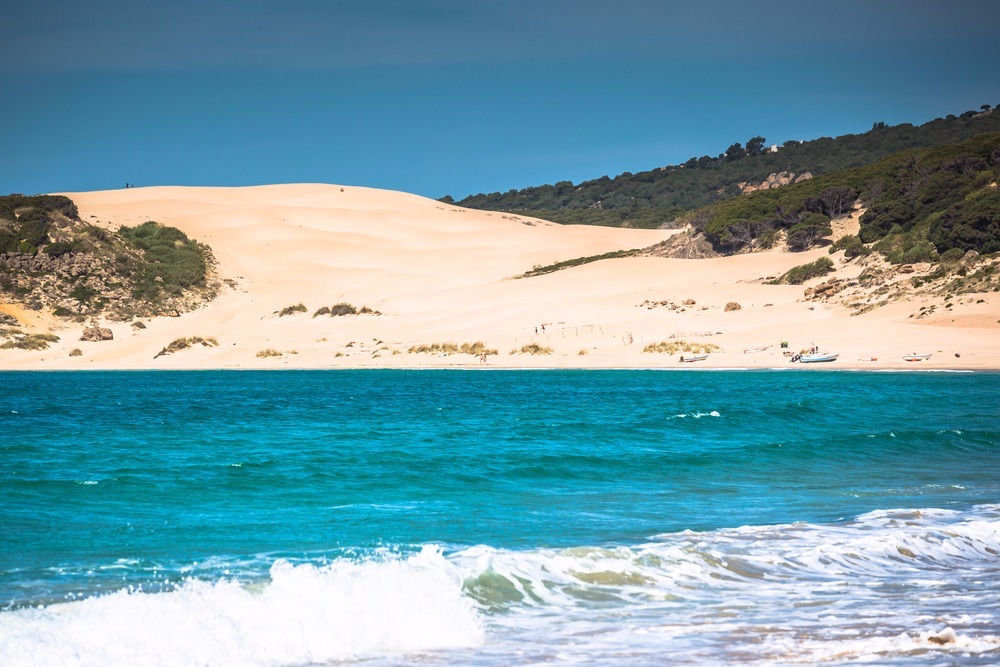 Strand van Bolonia in Tarifa - beste stranden in andalusië