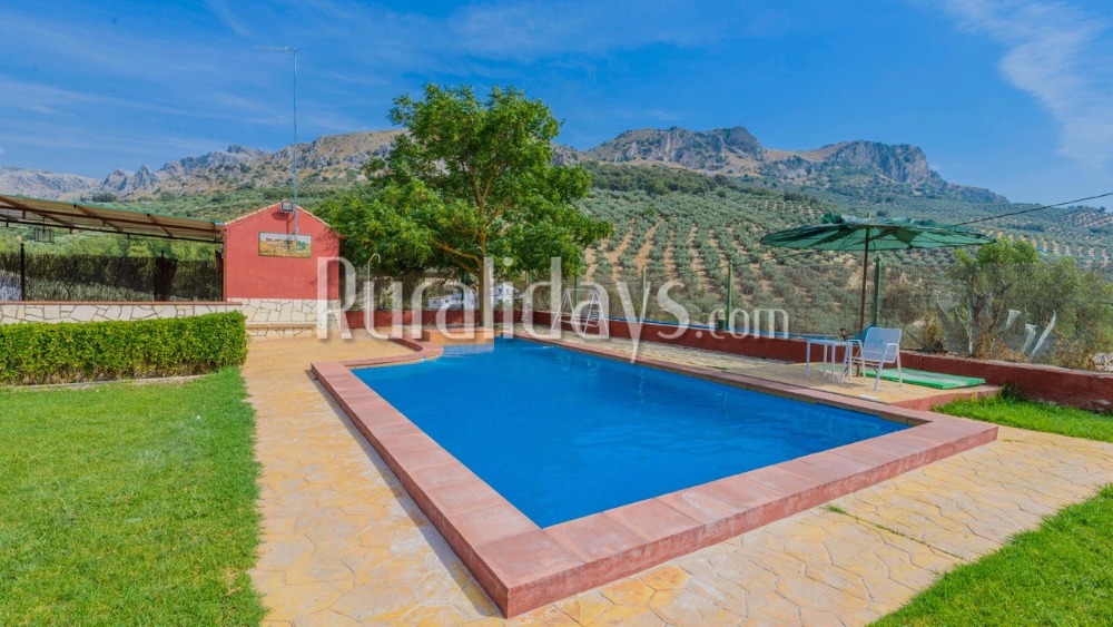 Auténtica villa ideal para grupos en Carcabuey (Córdoba)