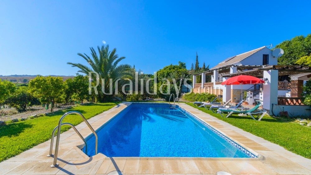 Preiswert Ferienhaus mit üppigem Garten in Nerja - MAL1647