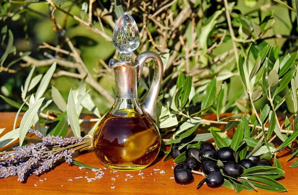 Benefits of olive oil used as food product