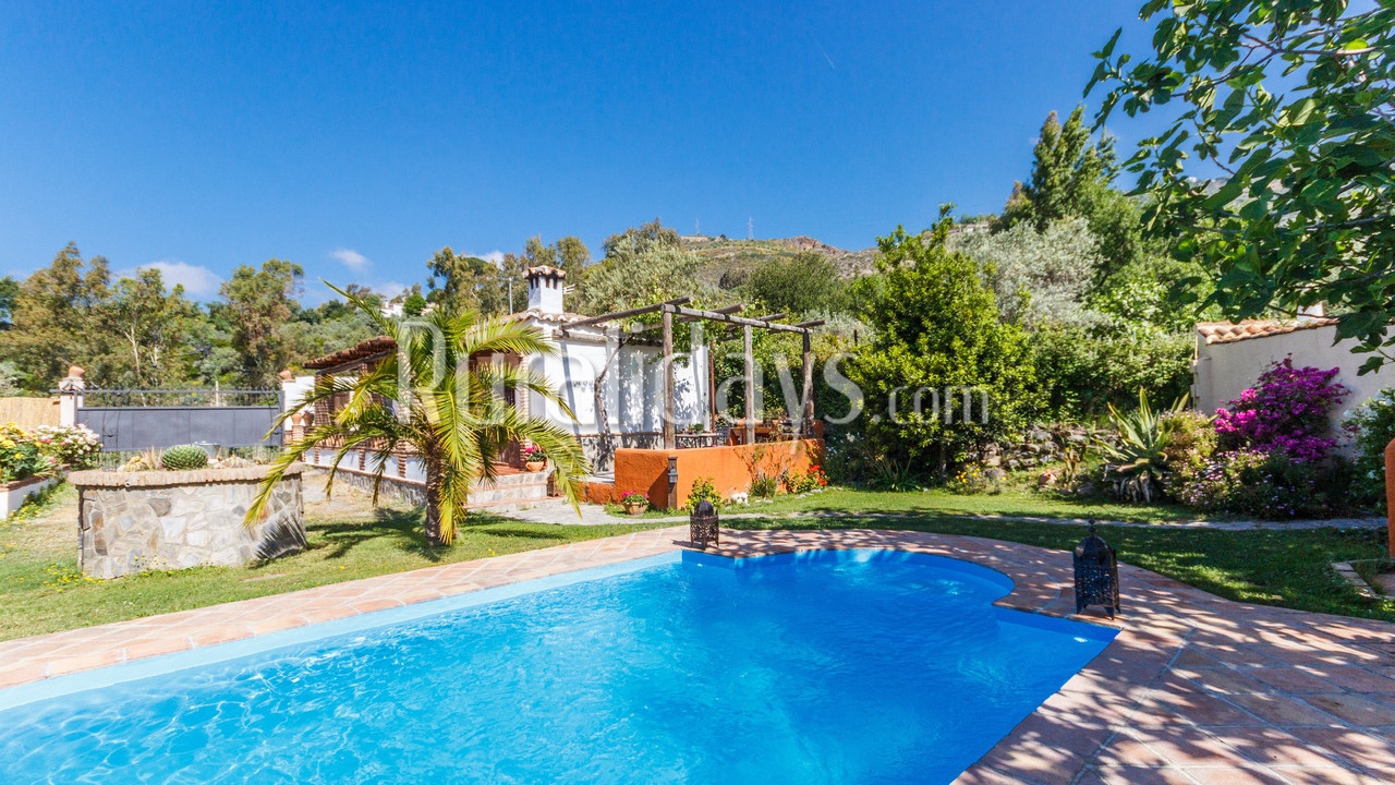 Bezauberndes Ferienhaus in traumhafter Umgebung in Orgiva (Granada)