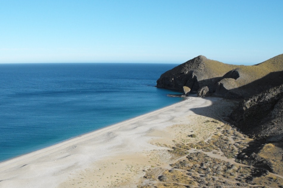 Naaktstrand van Los Muertos in Carboneras (Almeria)