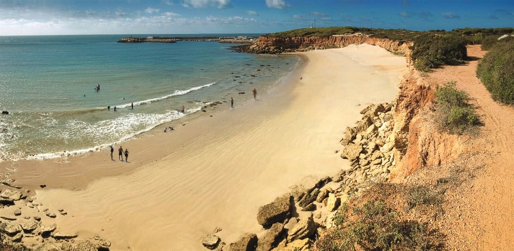 Playa nudista de Cala del Aceite en Conil de la Frontera (Cádiz)