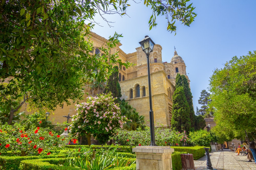 El Patio de los Naranjos de la Catedral de Málaga