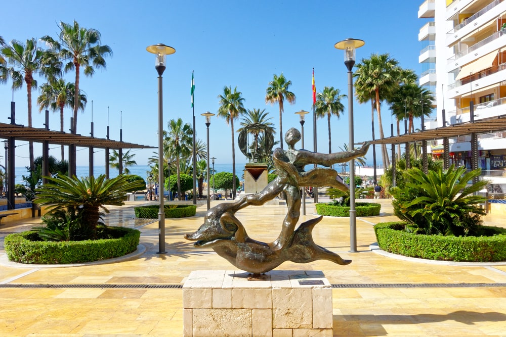 Beeldhouwkunst in de Avenida del Mar in Marbella