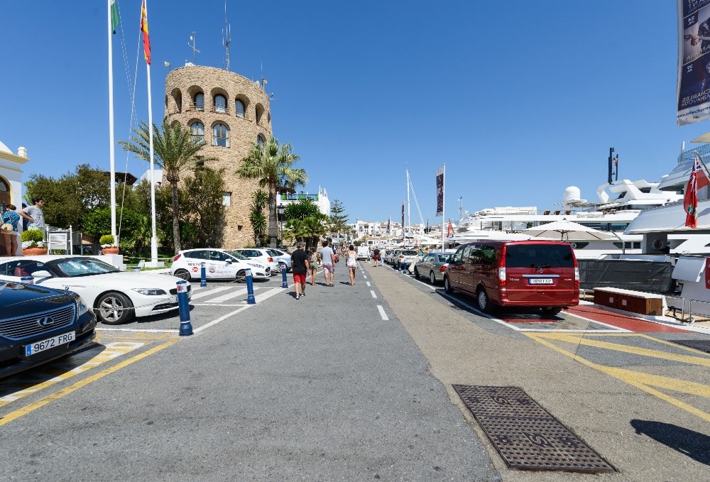 Maritieme Promenade van Puerto Banús (Marbella)