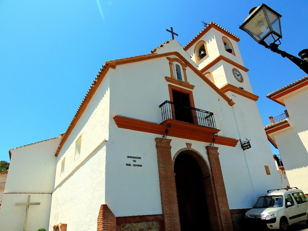 Iglesia parroquial de San Miguel Arcángel - Foto de propiedad de Sebastián Aguilar