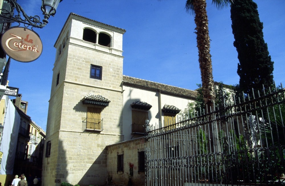 Outdoor perspective of Picasso Museum in San Agustín street