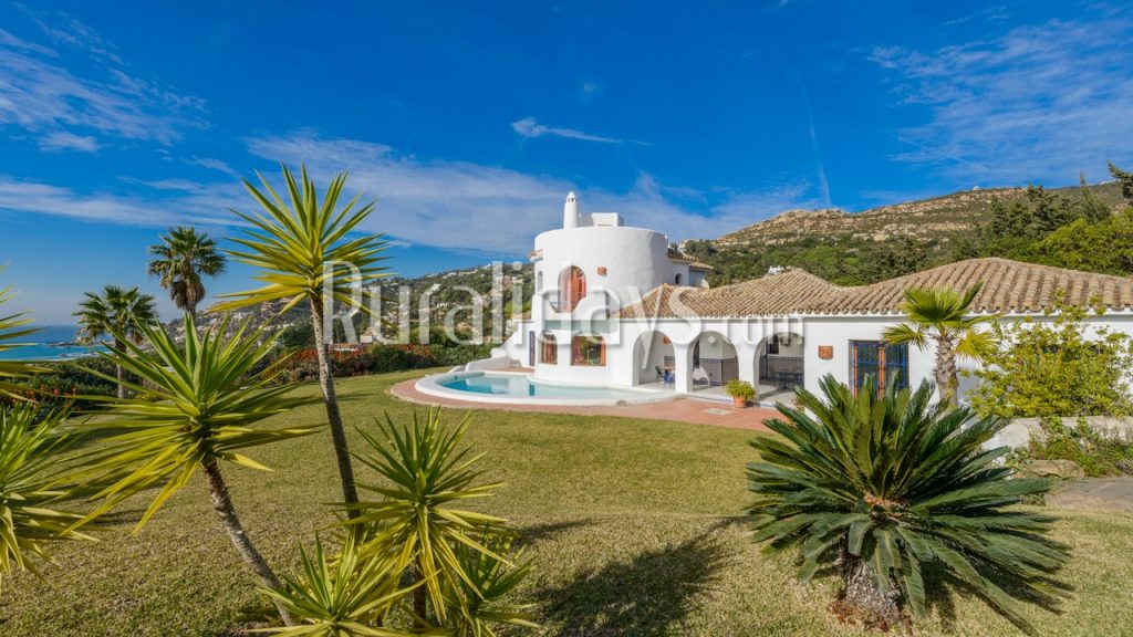 Pintoresca villa de lujo en Zahara de los Atunes - CAD1495