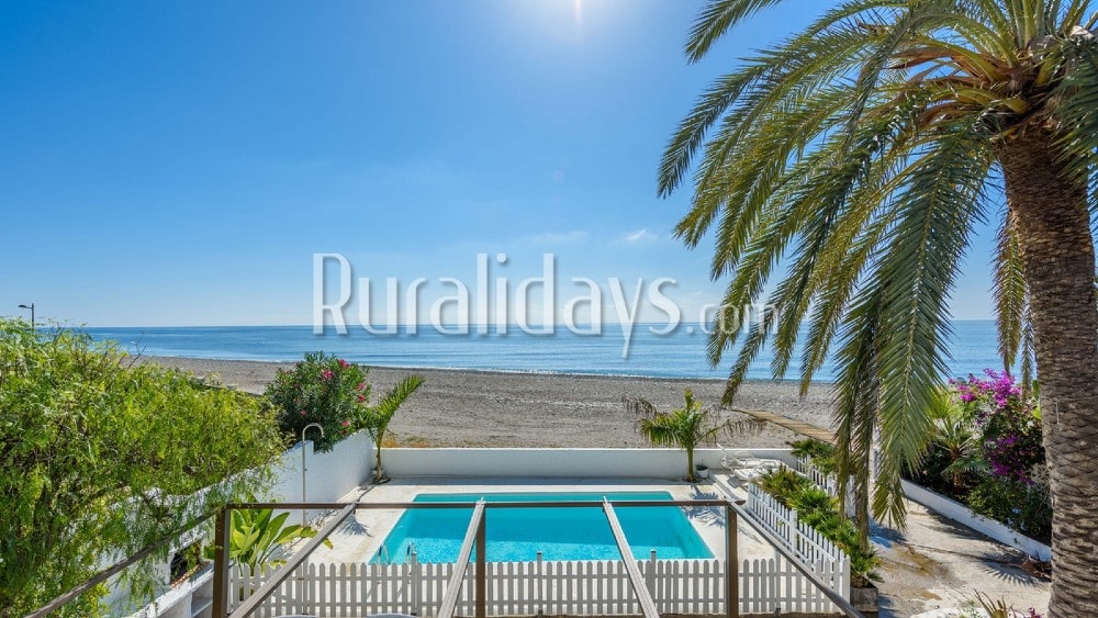 Vakantiehuis aan het strand met uitzicht op zee in Motril - GRA2081