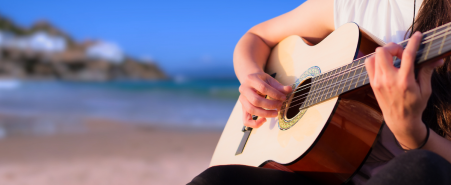 logo sonoro playa guitarra